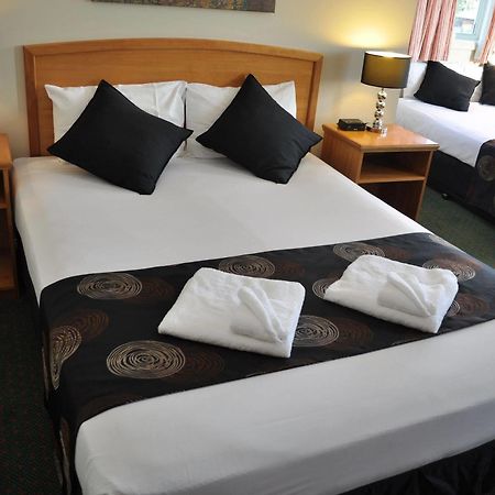Meadowbrook Hotel Brisbane Loganlea Ngoại thất bức ảnh